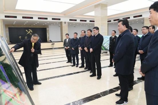 省委書記王建軍、省長(zhǎng)劉寧視察曹家堡保稅物流園運(yùn)營(yíng)情況